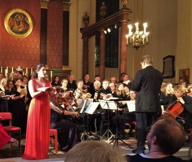 Performing in Handel's 'Messiah' with Eclectic Voices